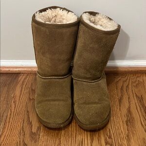 Minnetonka Tan Genuine Boots